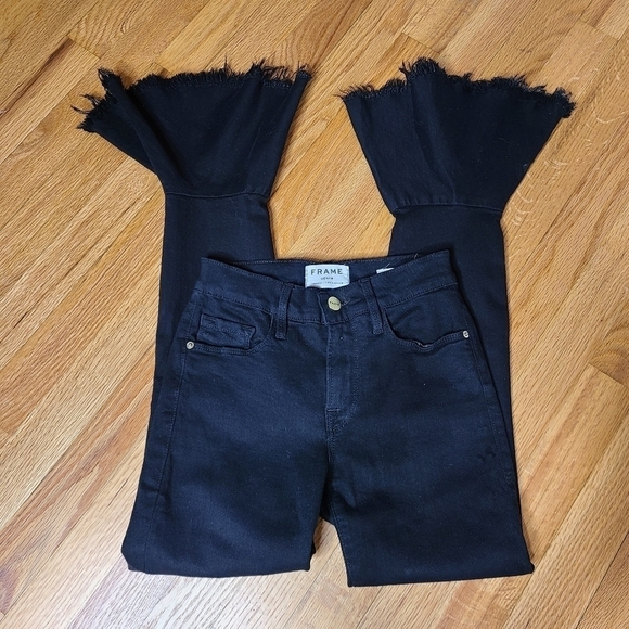 Frame Size 24 Le Skinny de Jeanne Flounce Raw Hem Jeans in Film Noir - Picture 3 of 10